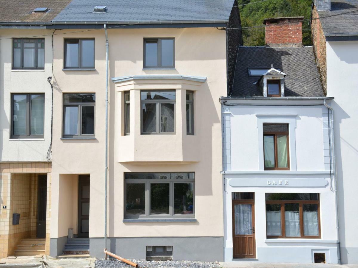 Large Townhouse With Pool Table Villa Bouillon Luaran gambar